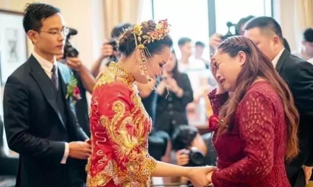 娶媳妇儿和嫁女儿的区别，从这几个细节就能看出来