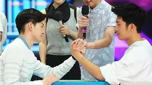 有哪些好玩又不失风雅的整新郎伴郎婚礼接亲游戏