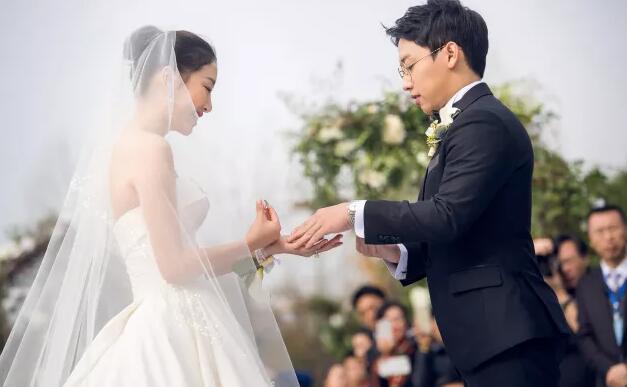 邹凯&周捷：4236天的等待，只为给你一场完美的婚礼！