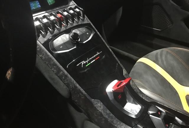 Huracan新车型国内发布 顶级版Huracan