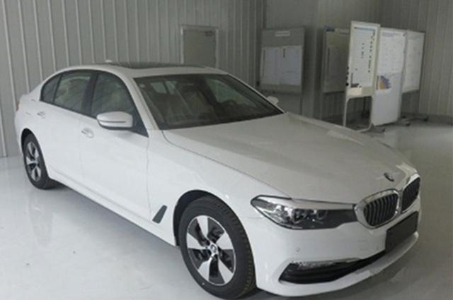 华晨宝马新一代5系内饰谍照曝光 下月首发