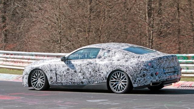 全新8系来袭?疑似宝马M8测试谍照曝光
